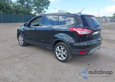 2014 Ford Escape Titanium z USA, uszkodzony, nr VIN 1FMCU9J98EUC99428
